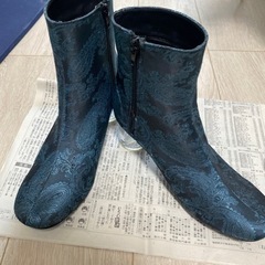 ペイズリー柄　ブーツの画像