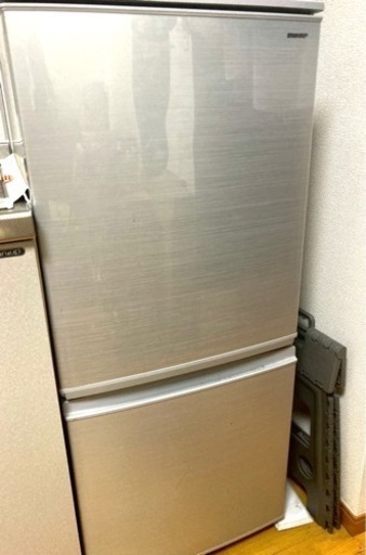 【説明書付き】SHARP 冷蔵庫　137L