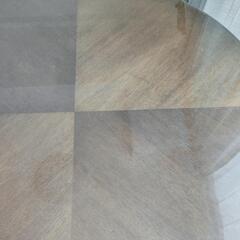 ダイニングテーブルの画像