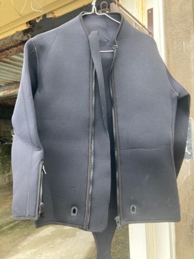 ウェットスーツ