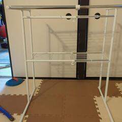 生活雑貨 洗濯用品 物干し竿、ロープ【4/13までに引き取り先決まらなければ廃棄します】の画像