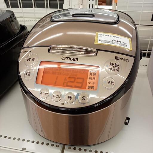 ★ジモティ割あり★ TIGER　炊飯器　18年製　5.5合炊き　クリーニング済　YJ2199
