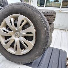 車のパーツ タイヤ、ホイール