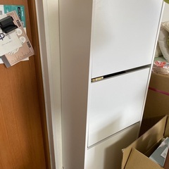 イケヤの靴箱3段