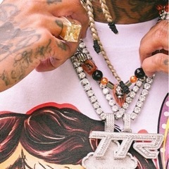 EVAEMOB＋TYGA/エバーモブネックレスの画像