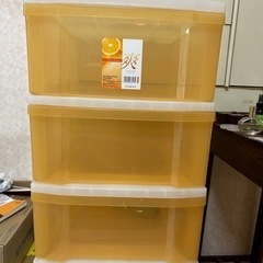 衣装ケース　3段　アイリスオーヤマ