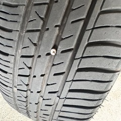 車のパーツ タイヤ、ホイールの画像