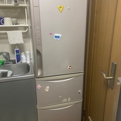 冷蔵庫あげます