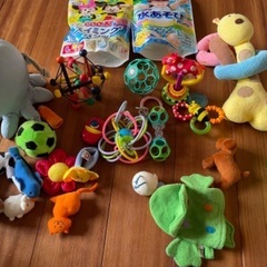 ベビー用おもちゃ★プール用パンツの画像