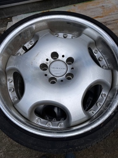 車のパーツ タイヤ、ホイール