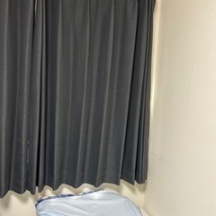 【値引き】遮光カーテン黒の画像