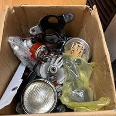 スーパーカブ 純正リアホイール、ウィンカー、フロントサス、その他諸々 の画像