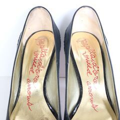 【Odette E ODILE】黒ビジュー付パンプス　サイズ24cmの画像