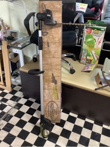 【リサイクルサービス八光】2018年製　ナフコオリジナル　14.4V充電式　伸縮ポールヘッジトリマー300mm　草刈り機