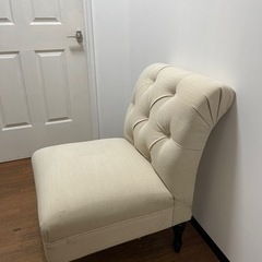 家具 ソファ 1人用ソファ ホワイト 布 ファブリックの画像