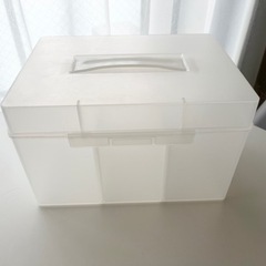 【sold】無印良品　ポリプロピレン　キャリーケース・救急箱タイ...