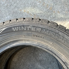 165/70R14　ダンロップ(DONLOP) 　WM01 2015年製　スタッドレスタイヤ　2本の画像