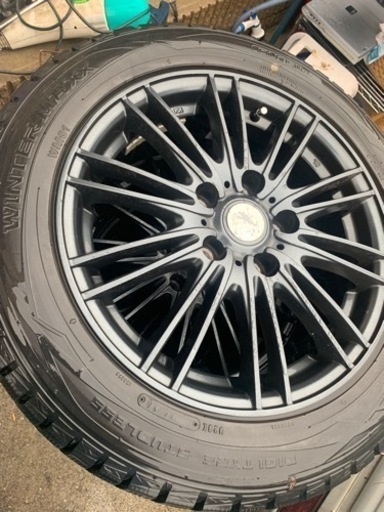 車のパーツ タイヤ、ホイール