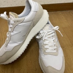 ニューバランス　スニーカー