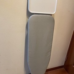 美品☆ スタンド式　アイロン台