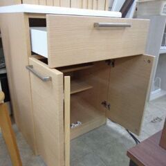 ニトリ　食器棚　ビゼンの画像