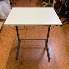 《取引成立》パソコンデスク　学習デスク　研修デスク　1人用　美品　１個　幅６０cm  の画像