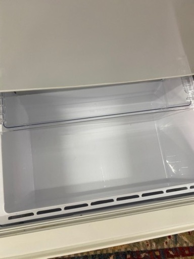 北九州市内配送無料　保証付き　AQUA アクア AQR-271E(W) [冷蔵庫(272L 右開き）ナチュラルホワイト]