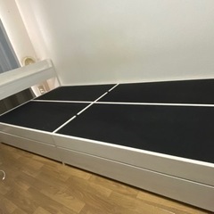 ベッド