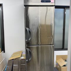 【中古・業務用冷凍庫】福島工業株式会社 Fukushima kogyo / URN-062FM6 / 縦型 業務用 2ドア冷凍庫 厨房
