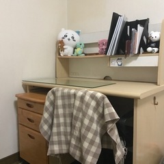 取引き中　勉強机