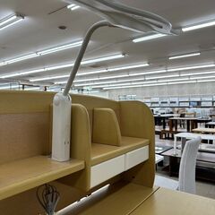 ★ジモティ割あり★ (株)ティアイアイ 学習机 ベージュ H121.5×D76×W100 クリーニング済み TJ5217の画像