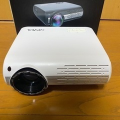 プロジェクター&100インチ電動スクリーンセットの画像