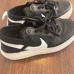 NIKEスニーカー　靴/バッグ 靴 スニーカー