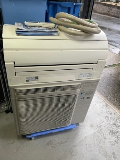 最終値下げ☆DAIKIN　 18畳用　5.6kwエアコン　AN56SRP-W 2016年製