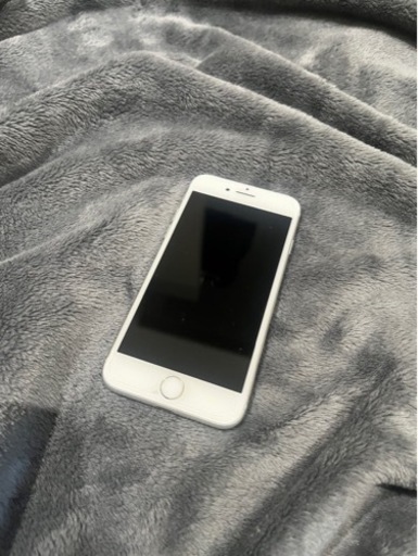 4/21まで【美品】iPhone8 256GB ホワイトSIMフリー