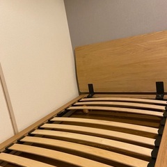 取引中】無印良品 ヘッドボード付きベッドフレーム