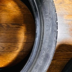 車のパーツ タイヤ、ホイールの画像