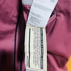 HUGOBOSSジャケットの画像