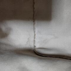 ポワニエムートンコートベージュの画像