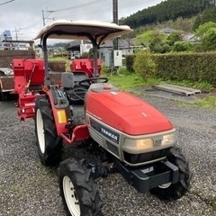 トラクターヤンマーF 250 25馬力　2600cmハロー付き　...