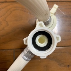 東芝全自動電気洗濯機の給水ホース・ホース継手の画像