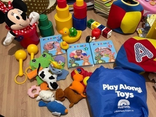 dwe プレイアロング　ミニーとおもちゃ付き