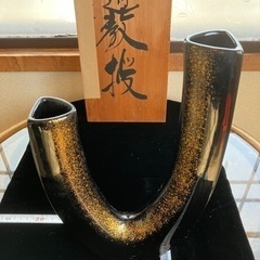 再お値下げ❣️美品未使用⭐️ボヘミアン金彩大花瓶⭐️ ボヘミアングラス アンバー金彩花瓶 - メルカリ