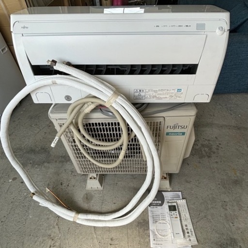 富士通 ノクリア ルームエアコン 2.2kw 6畳 お掃除機能付き AS-D220JTK 2020年製