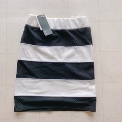 新品　タイトスカート　