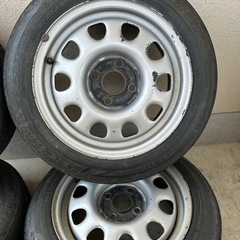 車のパーツ タイヤ、ホイールの画像
