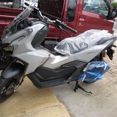 本日入荷！大人気入手困難ホンダAADV160パールスモーキーグレー！限定一台限り！の画像