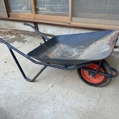 一輪車　農業　運搬