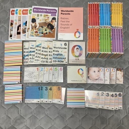 おもちゃ追加　ワールドワイドキッズDVD.CDセット