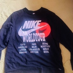 NIKEワールドツアーロングtシャツ